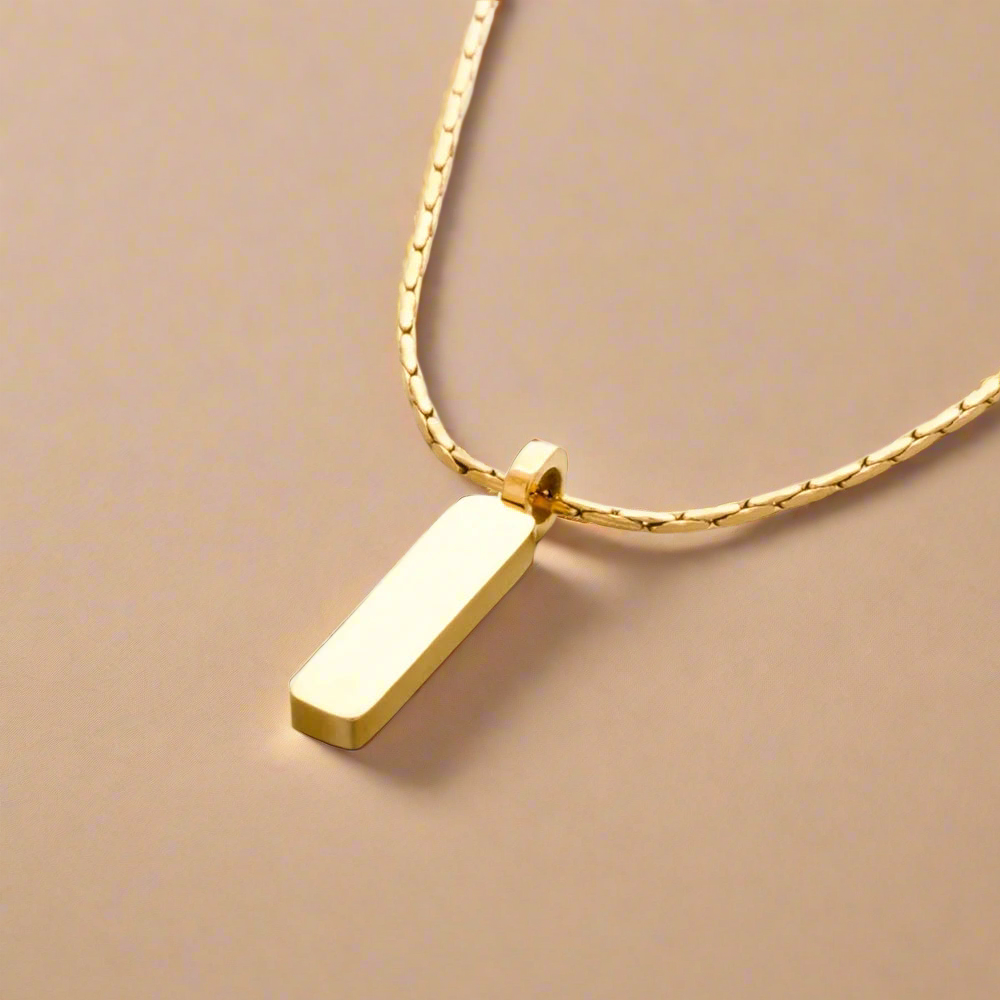 Simple Pendant Necklace