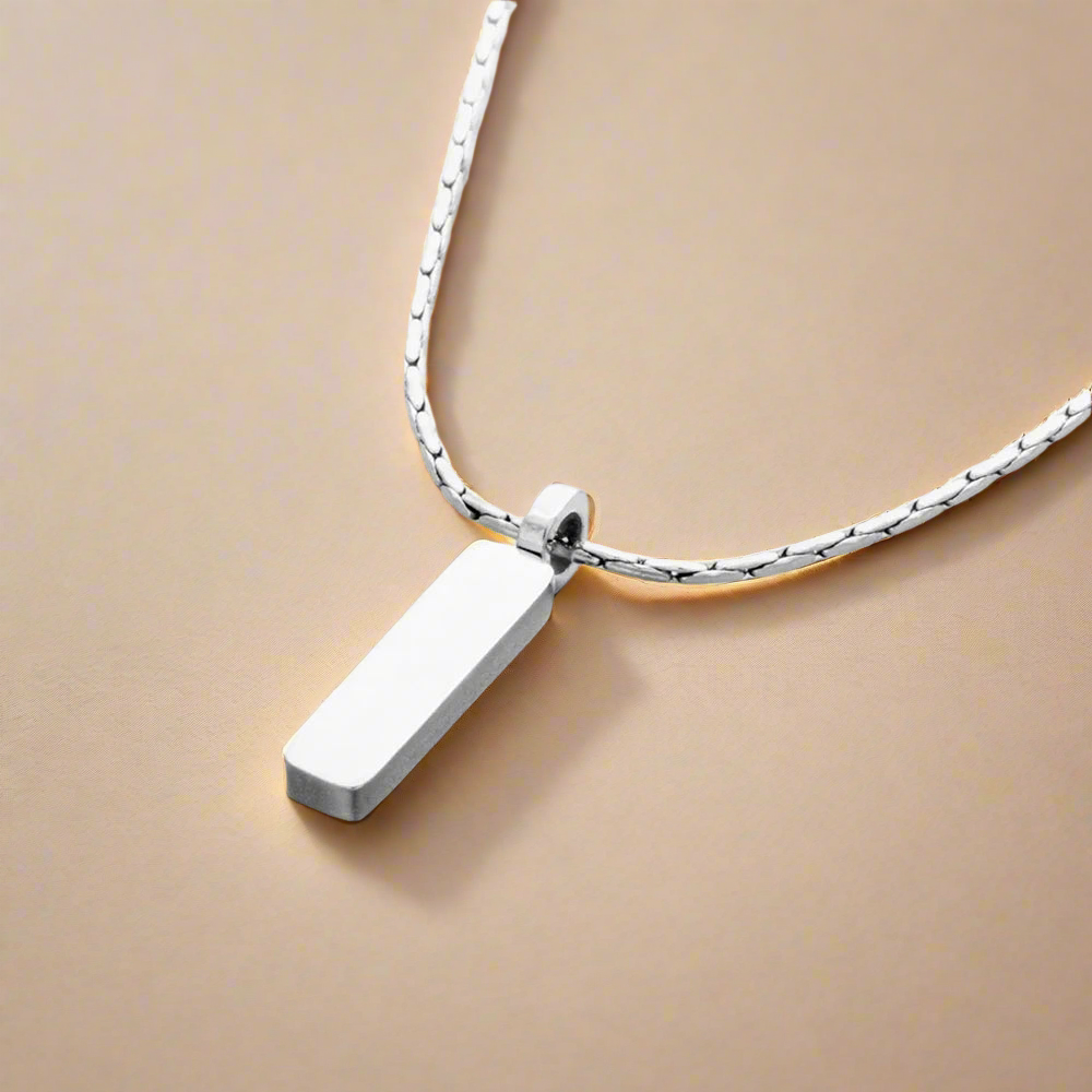 Simple Pendant Necklace