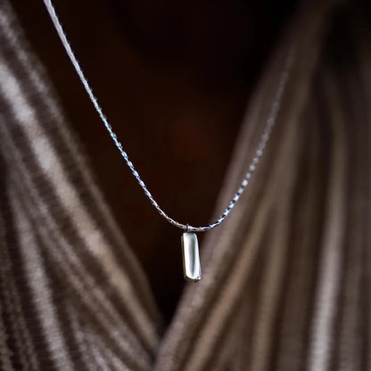 Simple Pendant Necklace